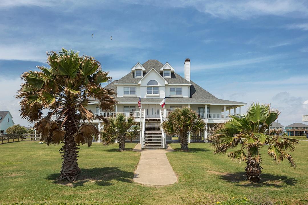 crystal beach vacation rental